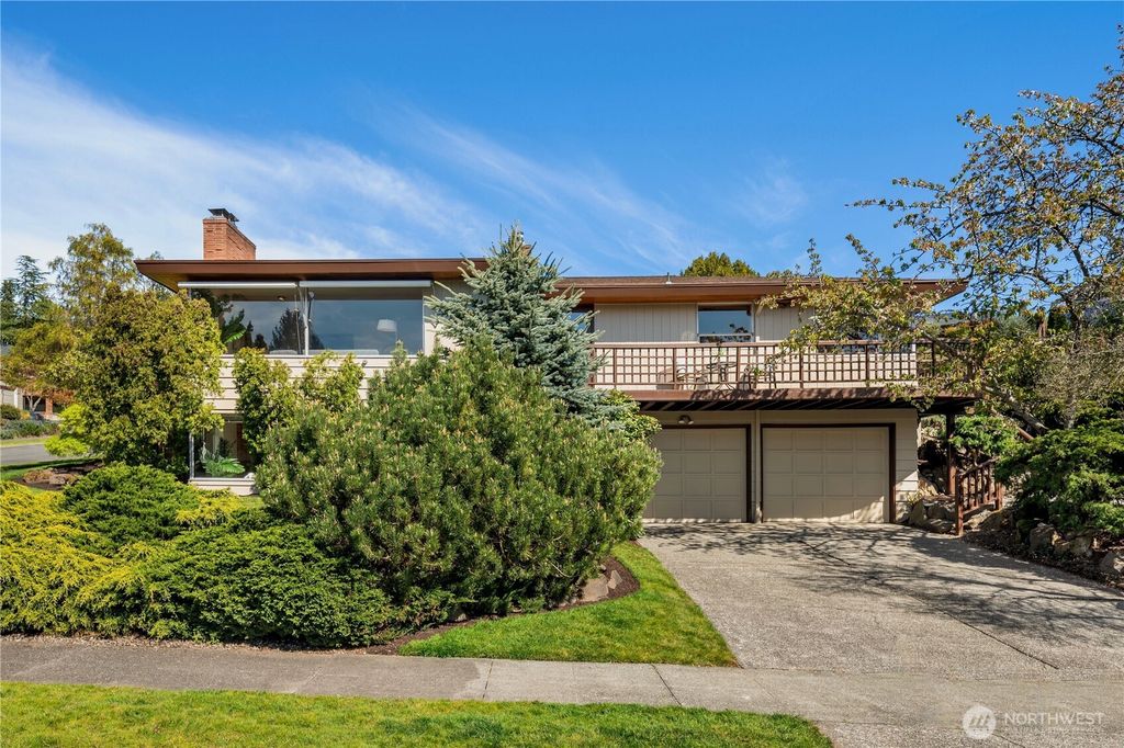 Photo of 4241 SW Donovan Street, Seattle, WA 98136 (MLS # 2511308)