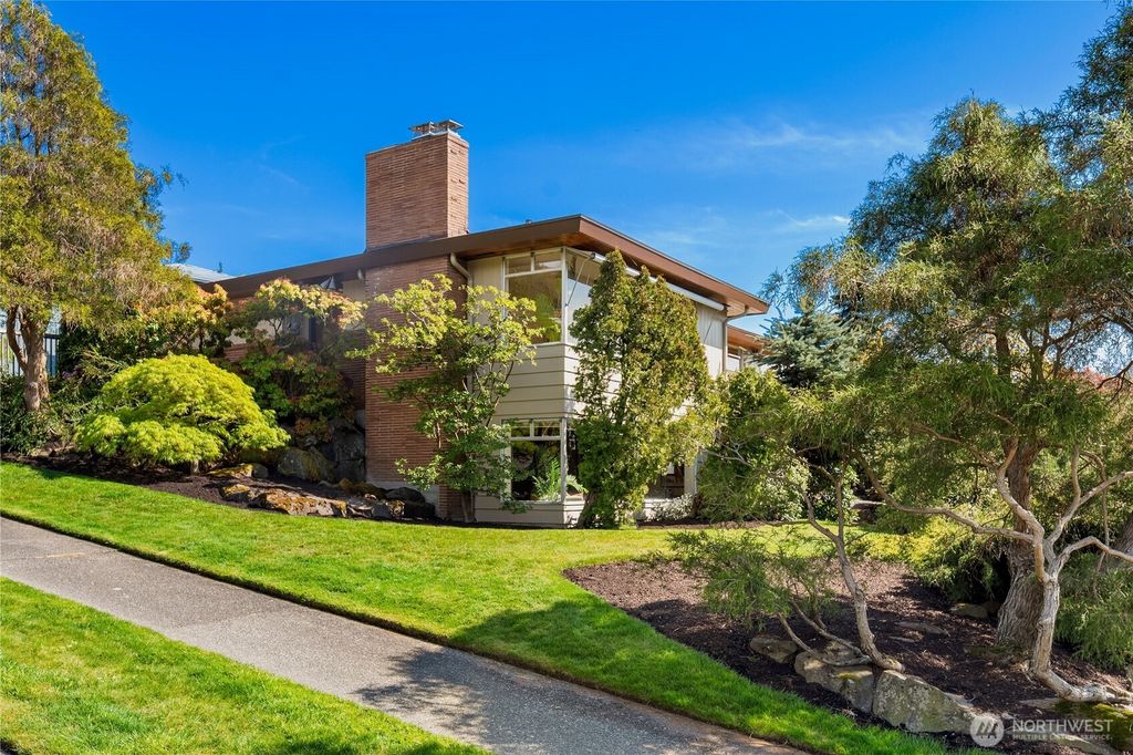 Photo of 4241 SW Donovan Street, Seattle, WA 98136 (MLS # 2511308)