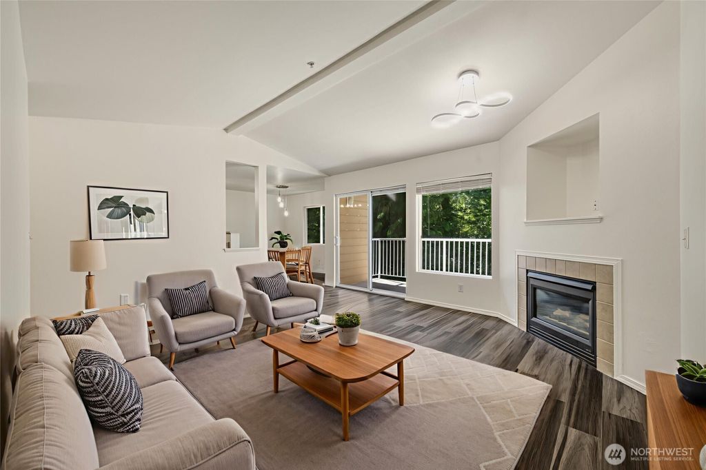 Photo of 710 240th Way SE #J302, Sammamish, WA 98074 (MLS # 2445440)