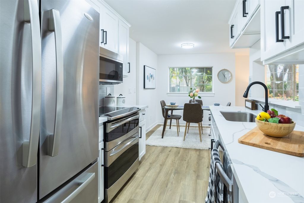 Photo of 28720 18th Avenue S #Z101, Federal Way, WA 98003 (MLS # 2177110)