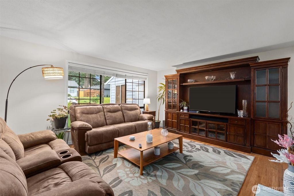 Photo of 14834 Fremont Avenue N, Shoreline, WA 98133 (MLS # 2481190)