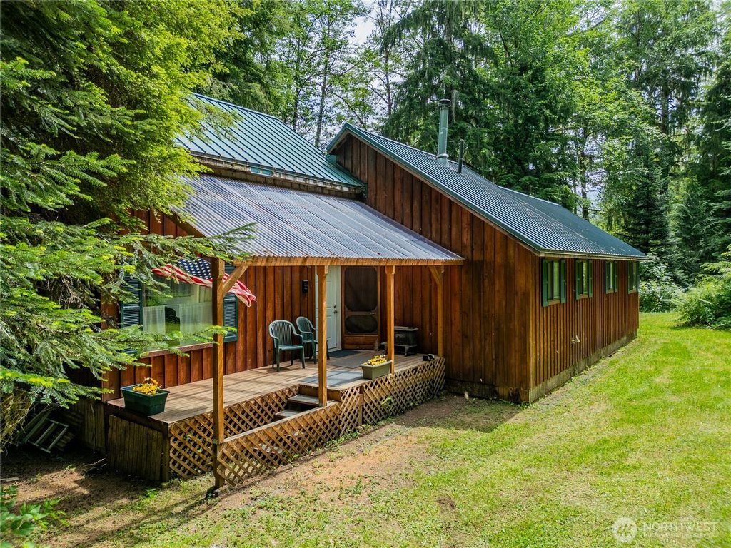 Photo of 40411 Mountain Loop Highway Hwy, Granite Falls, WA 98252 (MLS # 2398127)