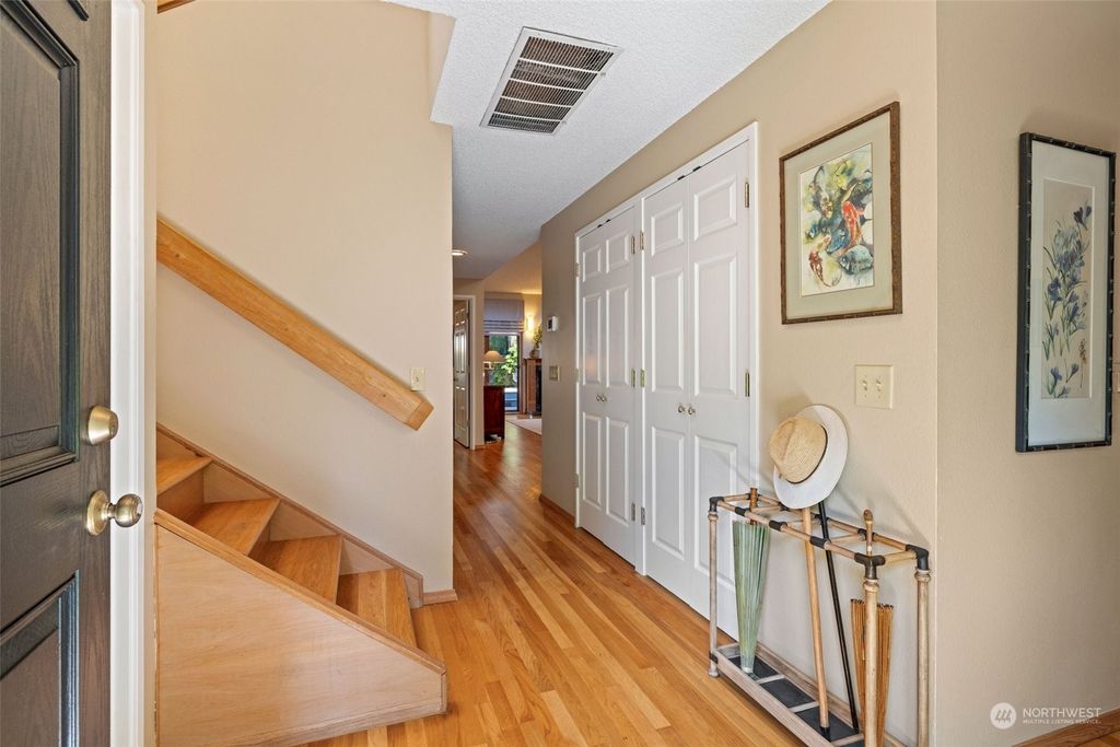 Photo of 157 143rd Place NE #35, Bellevue, WA 98007 (MLS # 2275902)