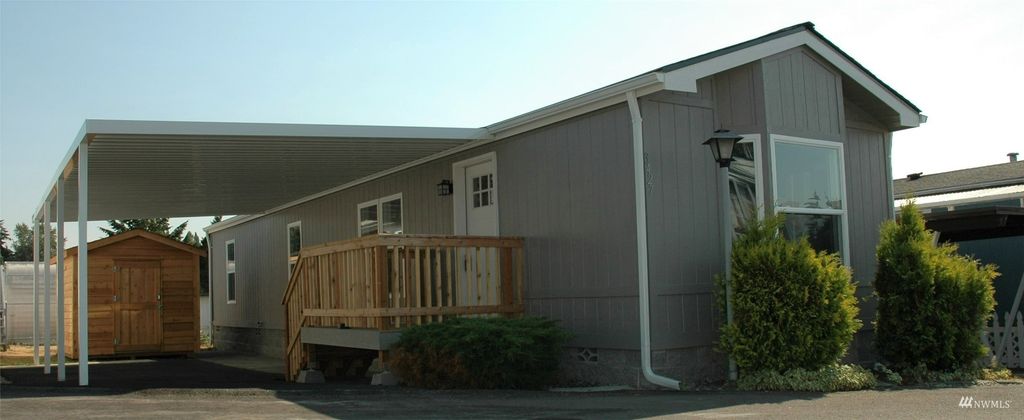 Photo of 3427 S 180th Place #66, SeaTac, WA 98188 (MLS # 1957924)