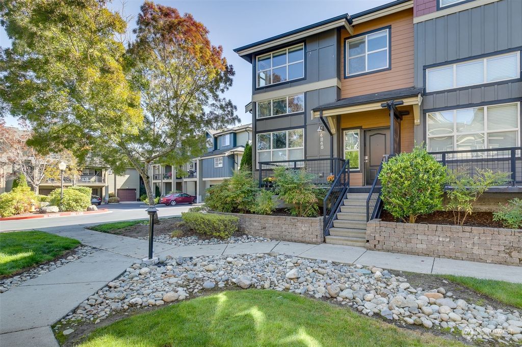 Photo of 4848 Ellis Way, Mukilteo, WA 98275 (MLS # 2186872)