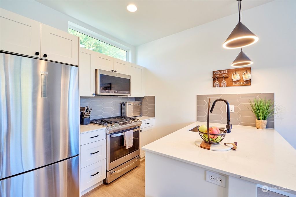 Photo of 4612 Woodland Park Avenue N, Seattle, WA 98103 (MLS # 2314059)