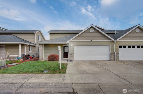Photo of 7618 NE 61st Way, Vancouver, WA 98662 (MLS # 2476069)