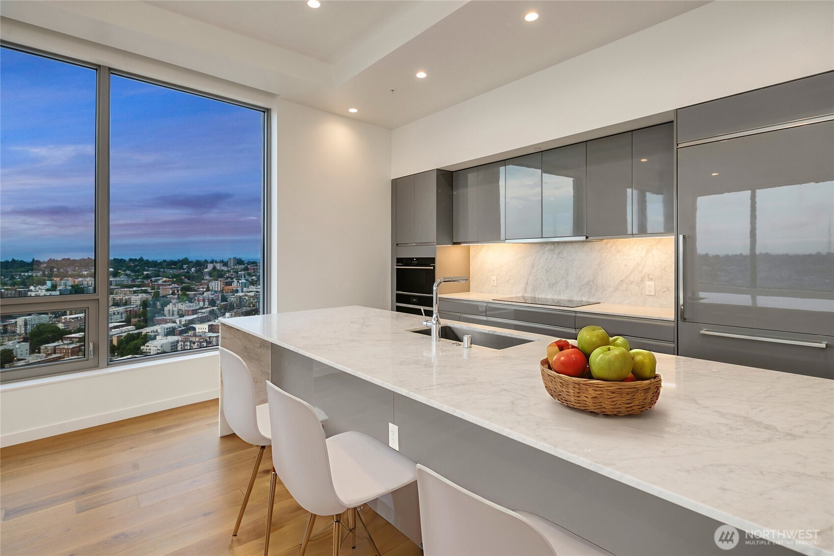 1808 Minor Avenue PH203