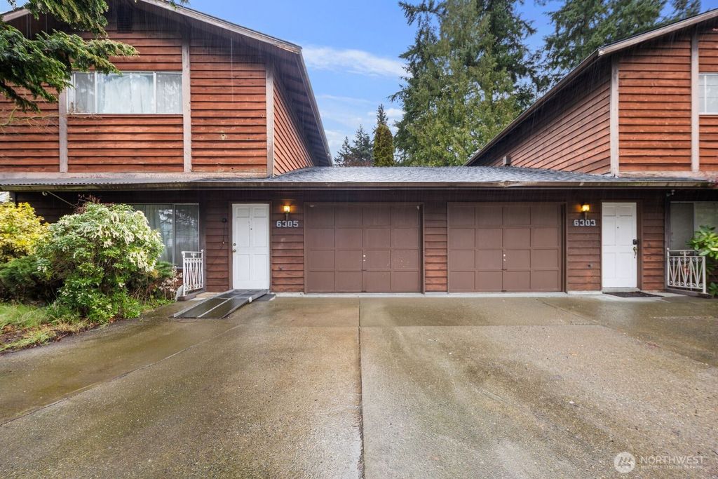 Photo of 6303 194th Street SW, Lynnwood, WA 98036 (MLS # 2492212)