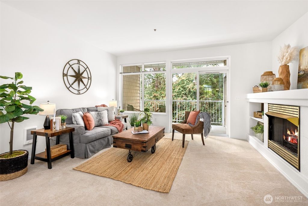 Photo of 5400 Harbour Pointe Boulevard #E205, Mukilteo, WA 98275 (MLS # 2513446)