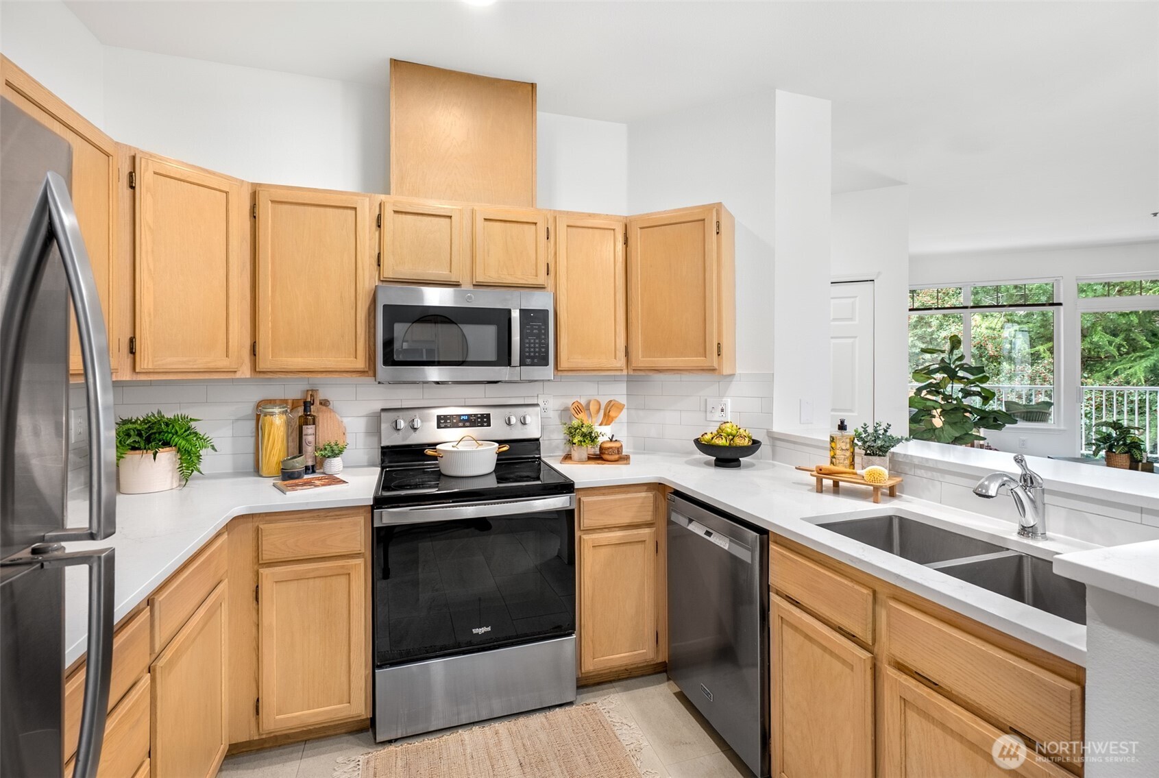 5400 Harbour Pointe Boulevard E205