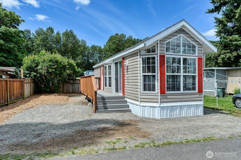 Photo of 1942 Trigg Rd Rd #26, Ferndale, WA 98248 (MLS # 2400635)