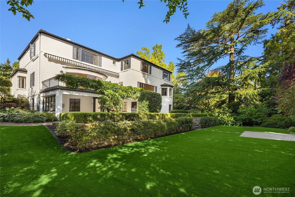 Photo of 1960 Shenandoah Drive E, Seattle, WA 98112 (MLS # 2434137)