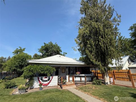 416 Cedar Street S Omak WA 98841