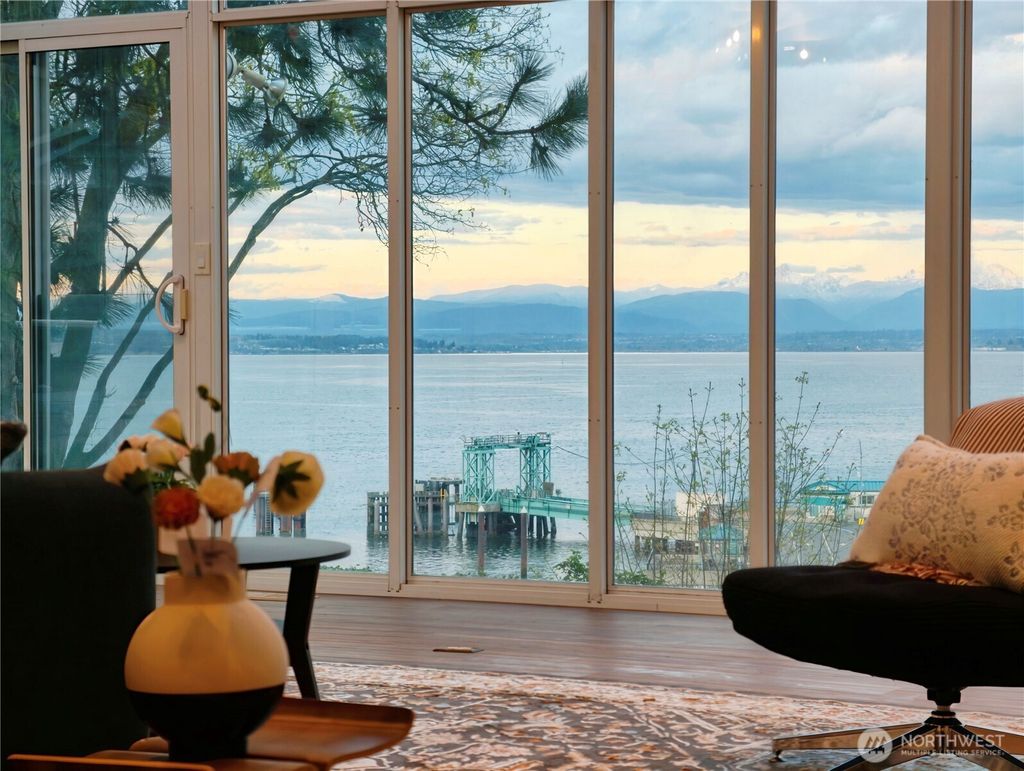 Photo of 6513 Spencer Lane, Clinton, WA 98236 (MLS # 2509628)