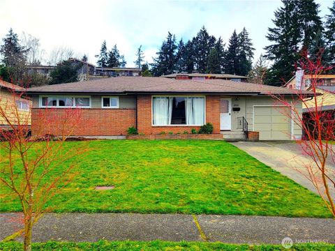 Photo of 2449 Veldee Avenue, Bremerton, WA 98312 (MLS # 2495744)