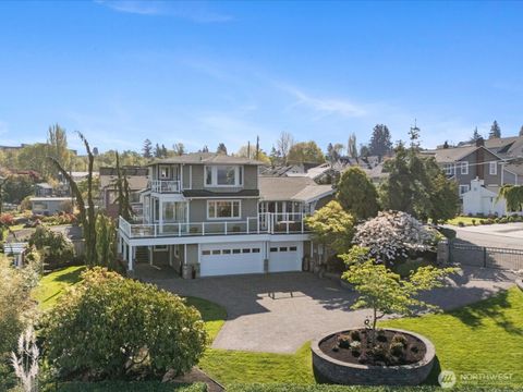 Photo of 603 Warren Avenue, Everett, WA 98201 (MLS # 2514951)