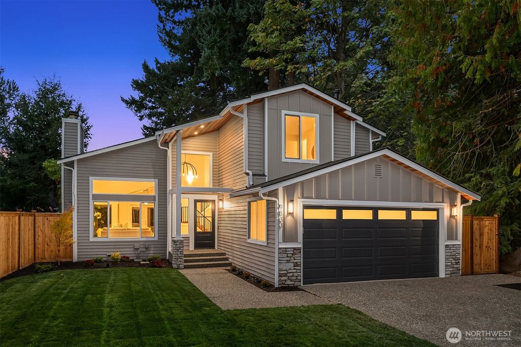 Photo of 9833 128th Avenue NE, Kirkland, WA 98033 (MLS # 2439541)