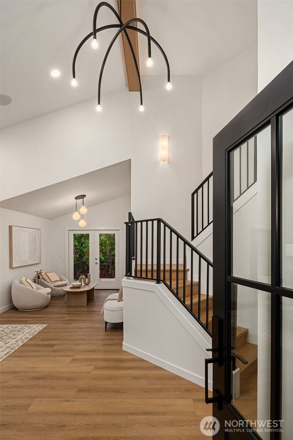 Photo of 9833 128th Avenue NE, Kirkland, WA 98033 (MLS # 2439541)