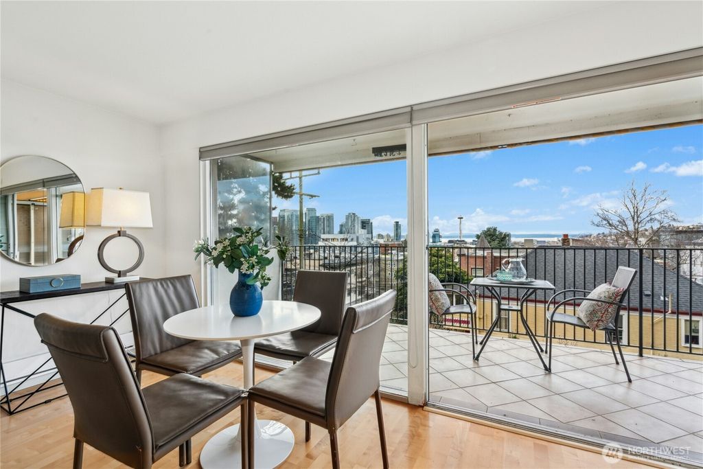 Photo of 505 Belmont Avenue E #306, Seattle, WA 98102 (MLS # 2332382)