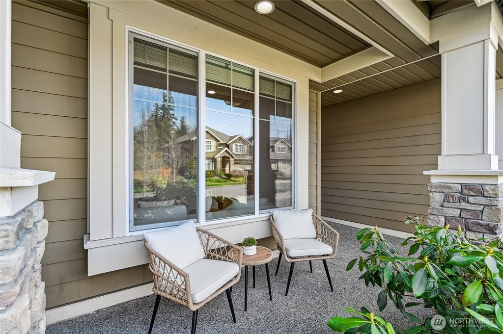 Photo of 23641 NE 15th Place, Sammamish, WA 98074 (MLS # 2349963)