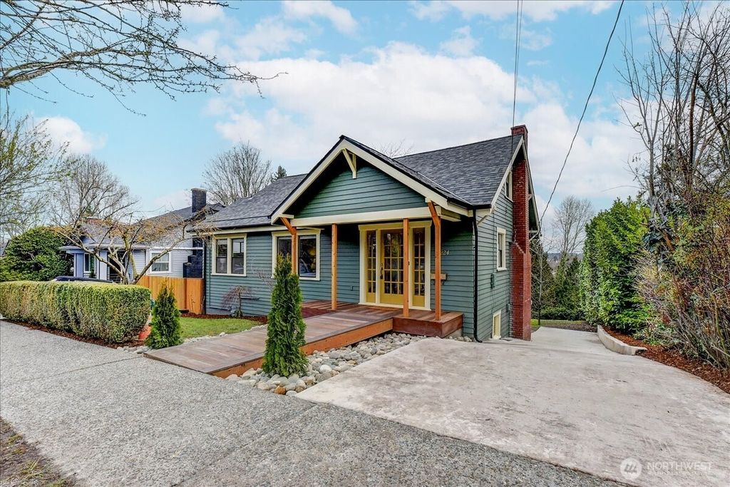 Photo of 3224 25th Avenue S, Seattle, WA 98144 (MLS # 2484744)