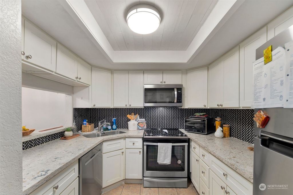 Photo of 2507 NE 4th Street #318, Renton, WA 98056 (MLS # 2175978)