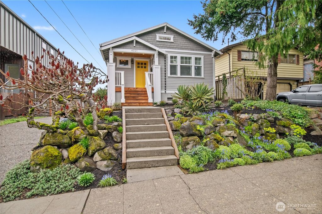 Photo of 4021 Evanston Avenue N, Seattle, WA 98103 (MLS # 2343964)