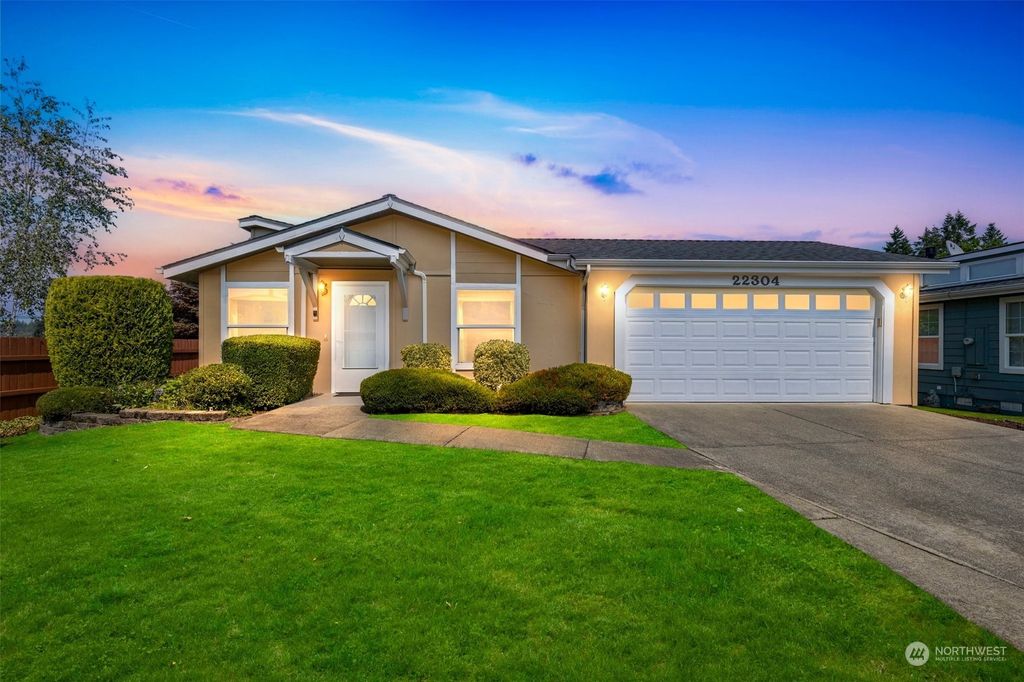 Photo of 22304 SE 243rd Street, Maple Valley, WA 98038 (MLS # 2277348)