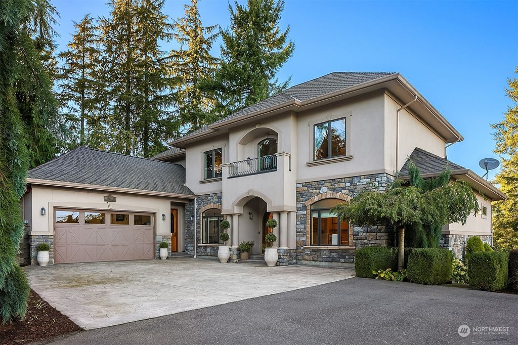 Photo of 17473 SE Cougar Mountain Drive, Bellevue, WA 98006 (MLS # 2166545)