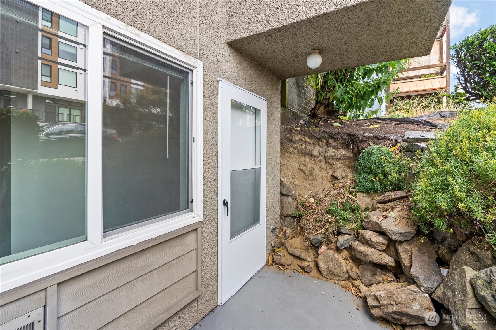 440 St Helens Avenue 101