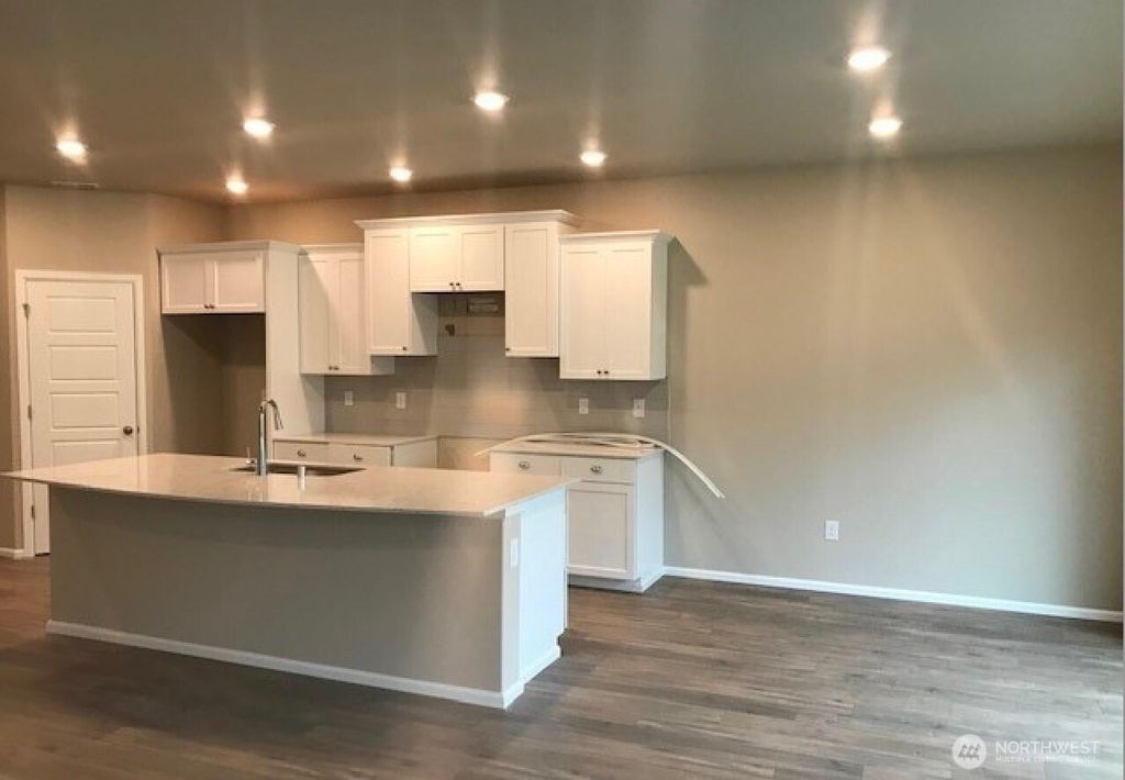 Photo of 3710 80th Avenue NE, Marysville, WA 98270 (MLS # 2463718)