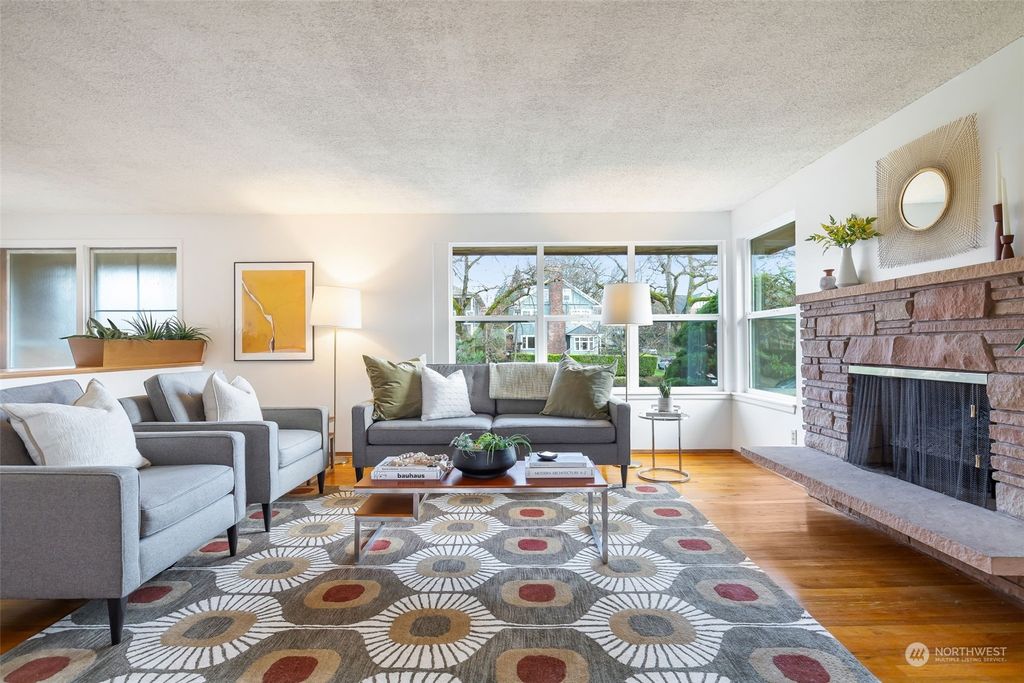 Photo of 3419 Hunter Boulevard S, Seattle, WA 98144 (MLS # 2322275)