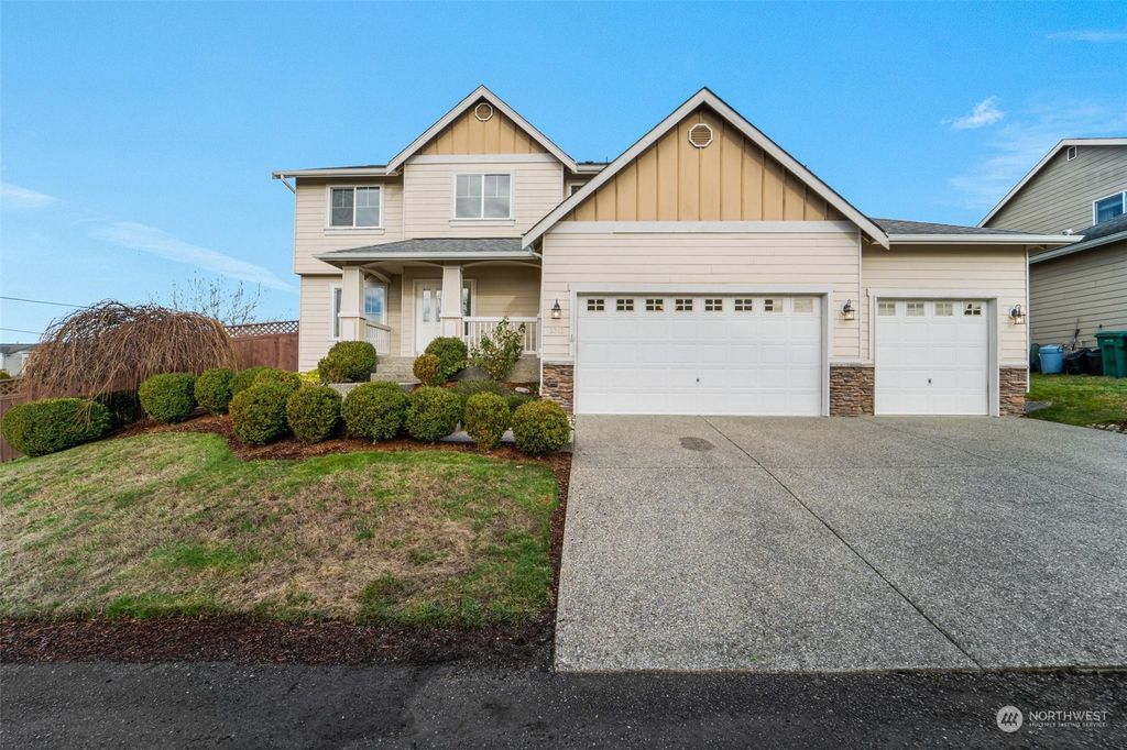 Photo of 3313 71st Avenue NE, Marysville, WA 98270 (MLS # 2024998)