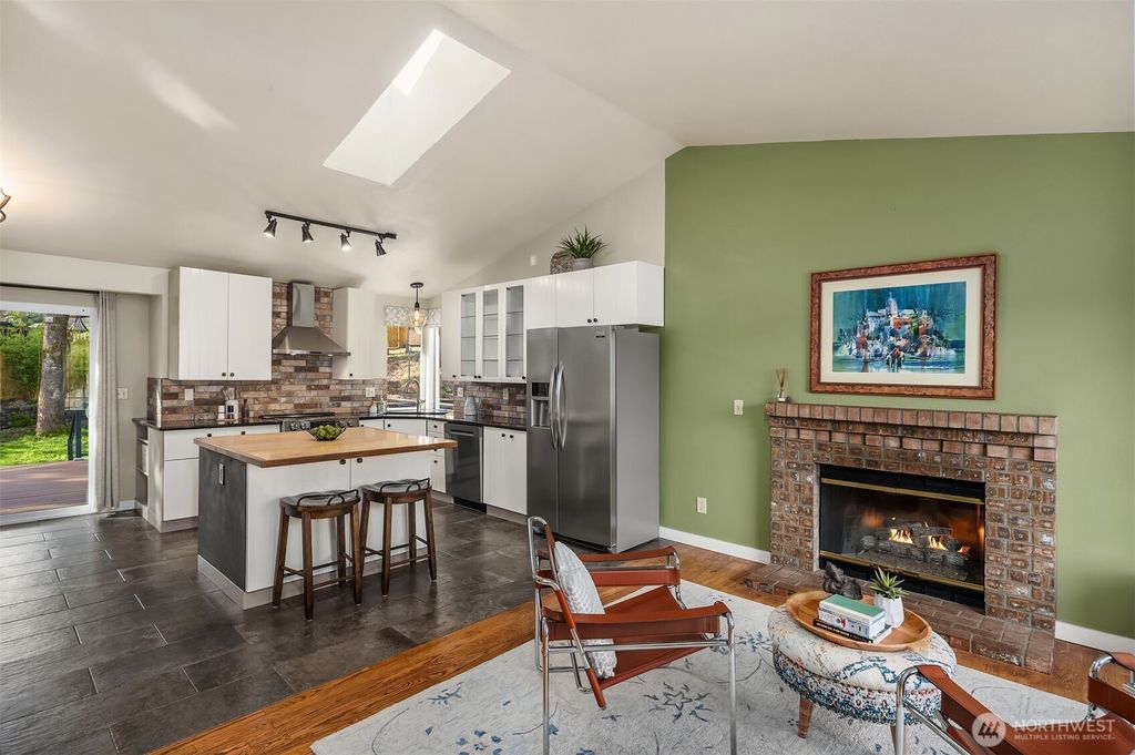 Photo of 27615 221st Avenue SE, Maple Valley, WA 98038 (MLS # 2478730)