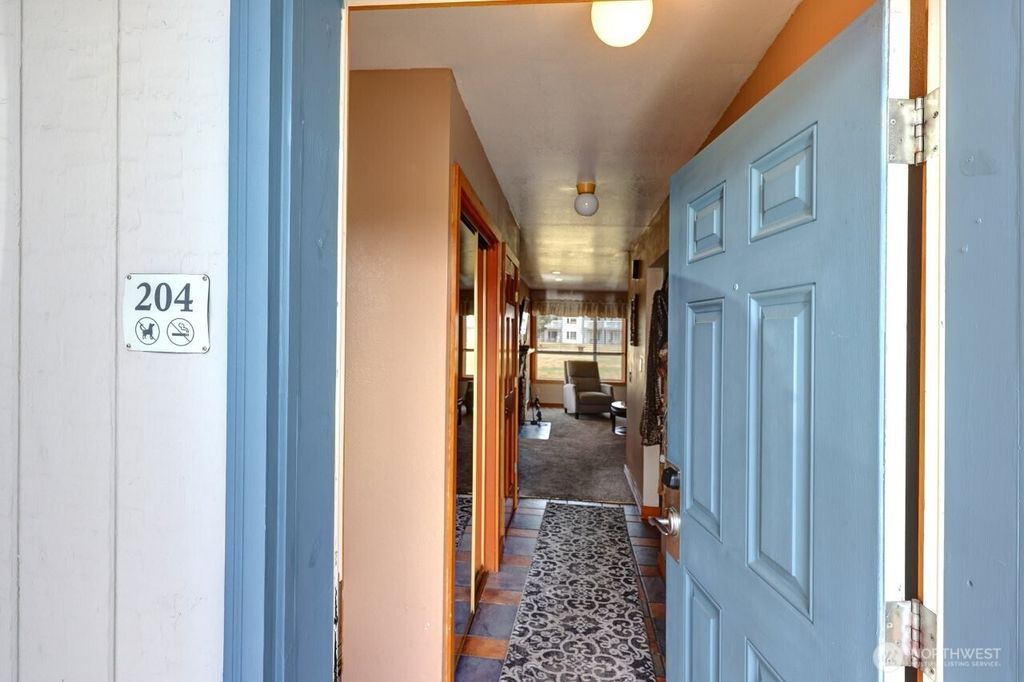 Photo of 210 26th Street NW #203-4, Long Beach, WA 98631 (MLS # 2517147)