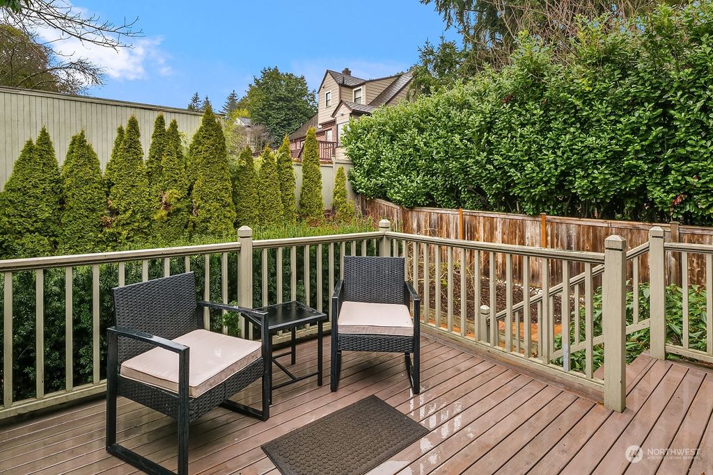 listing image 9361326292866180862