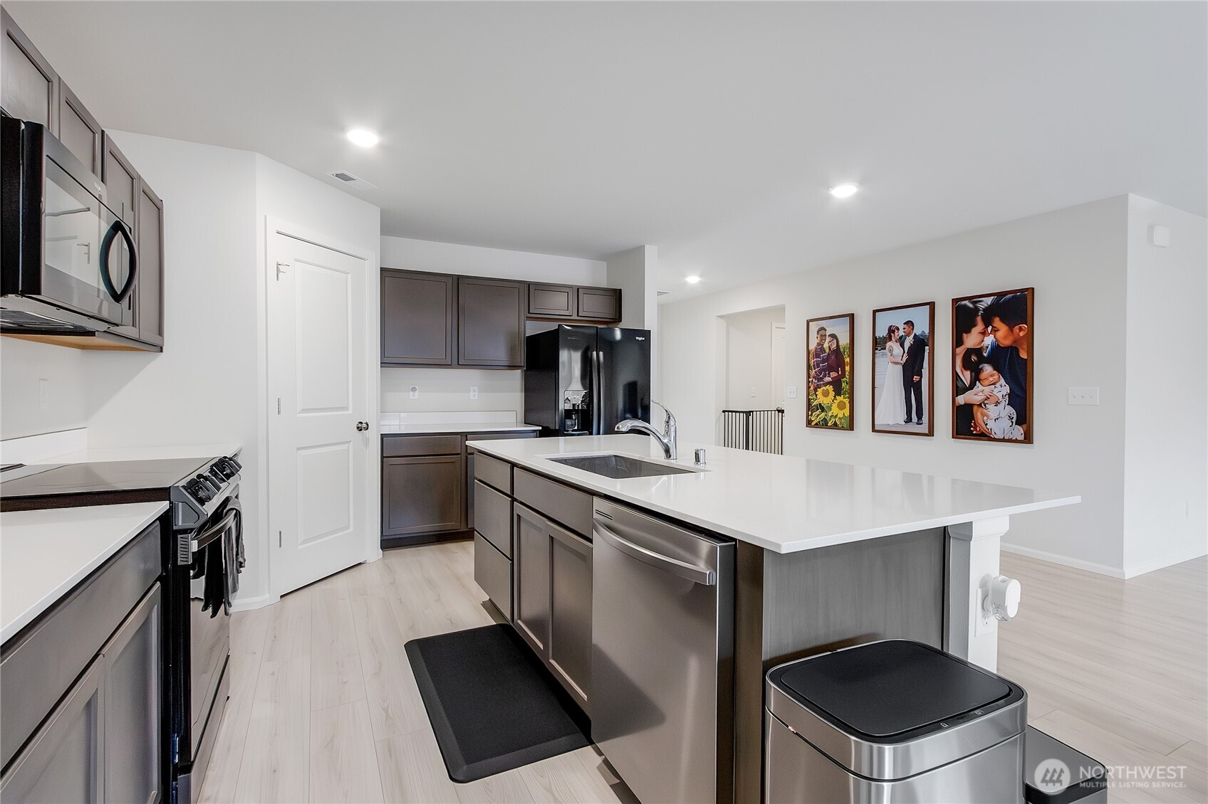 9209 Candytuft Drive SE