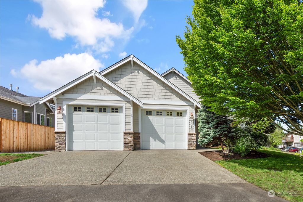 Photo of 507 Alexander Avenue, Kent, WA 98030 (MLS # 2222852)