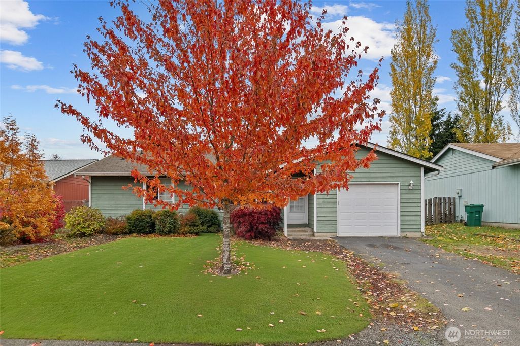 Photo of 4331 125th St NE St, Marysville, WA 98271 (MLS # 2436793)
