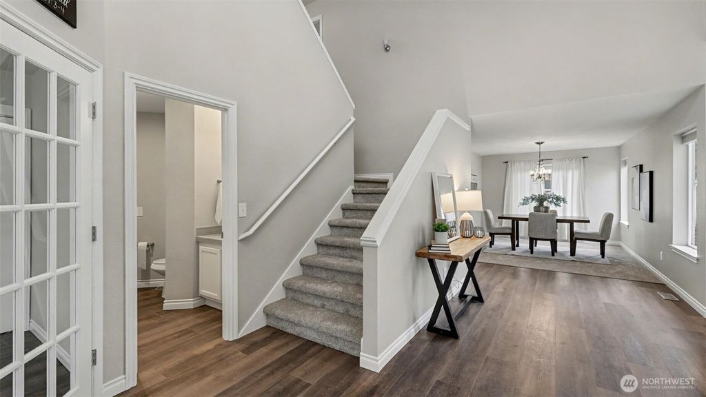 Photo of 1909 Highpoint Street, Enumclaw, WA 98022 (MLS # 2490409)