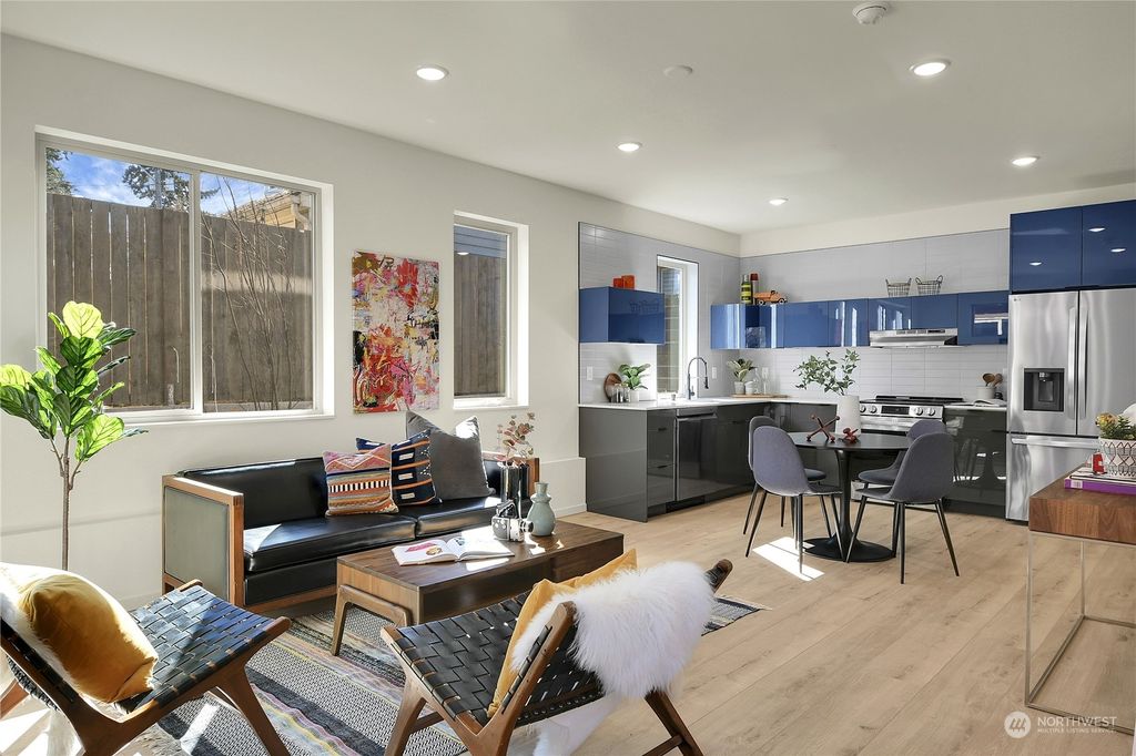 Photo of 2637 41st Avenue SW, Seattle, WA 98116 (MLS # 2213865)