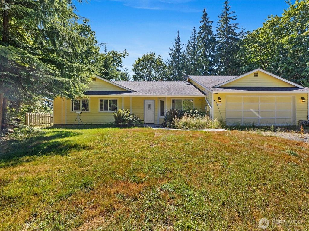 Photo of 9222 W Meadow Lake Drive, Snohomish, WA 98290 (MLS # 2415546)