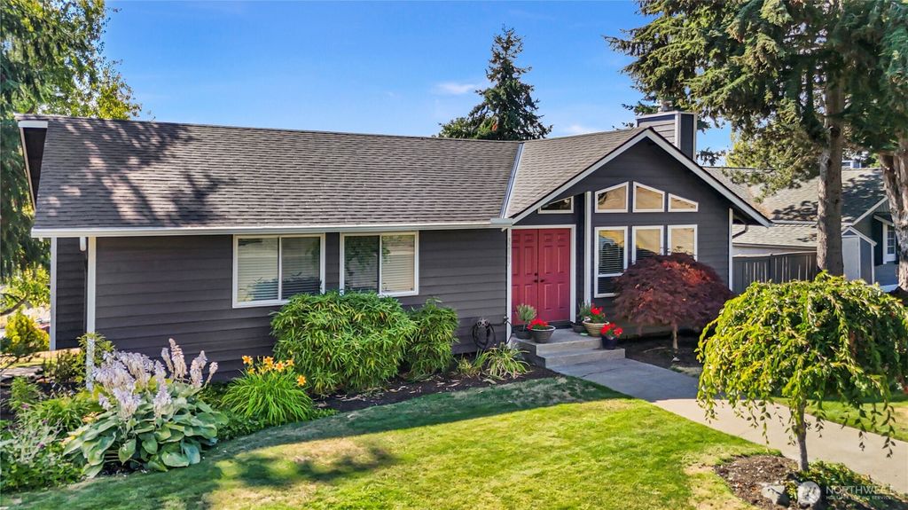 Photo of 32867 42nd Place SW, Federal Way, WA 98023 (MLS # 2398432)
