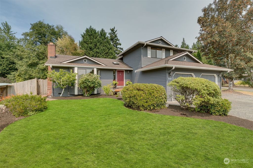 Photo of 2409 169th Place SE, Bothell, WA 98012 (MLS # 2201368)