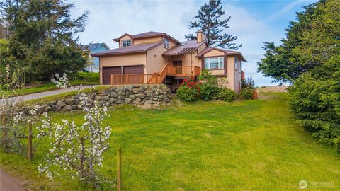 Photo of 2345 W Beach Road, Oak Harbor, WA 98277 (MLS # 2511194)