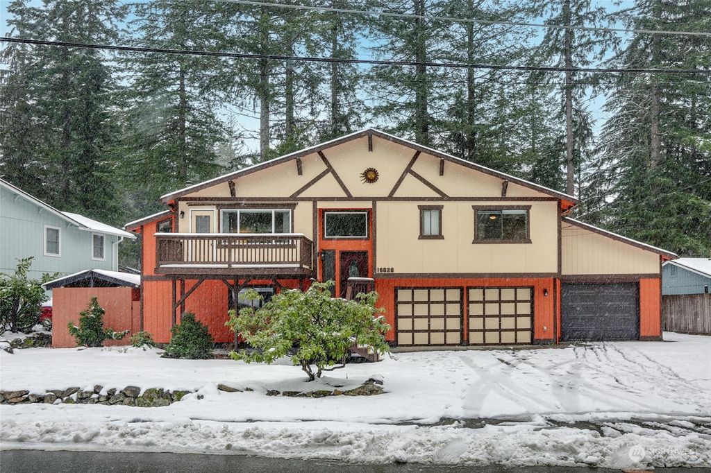 Photo of 16828 424th Avenue SE, North Bend, WA 98045 (MLS # 2202085)