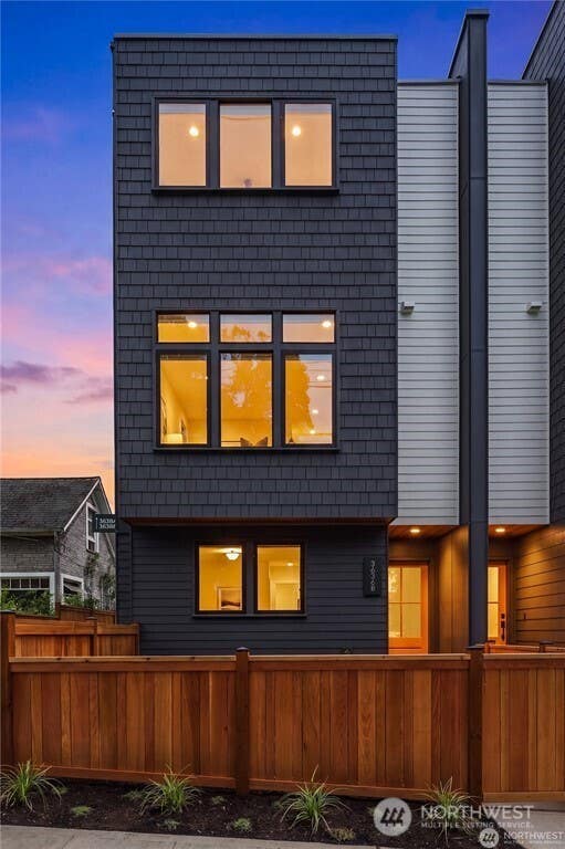Photo of 3636 Greenwood Avenue N #B, Seattle, WA 98103 (MLS # 2570941)