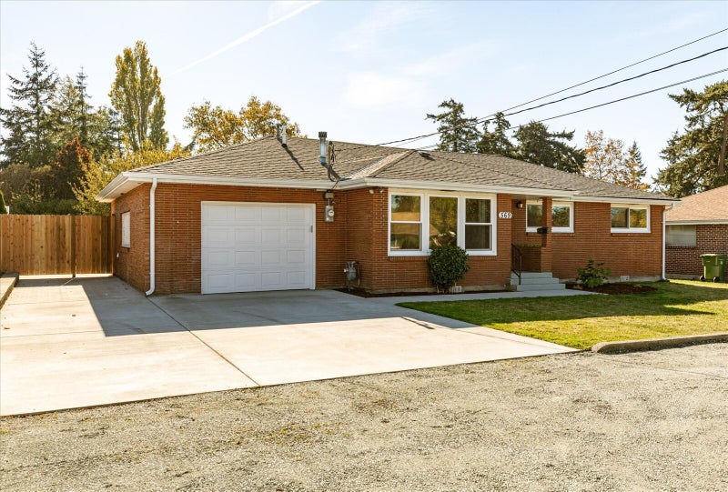 569 SE 6TH Avenue