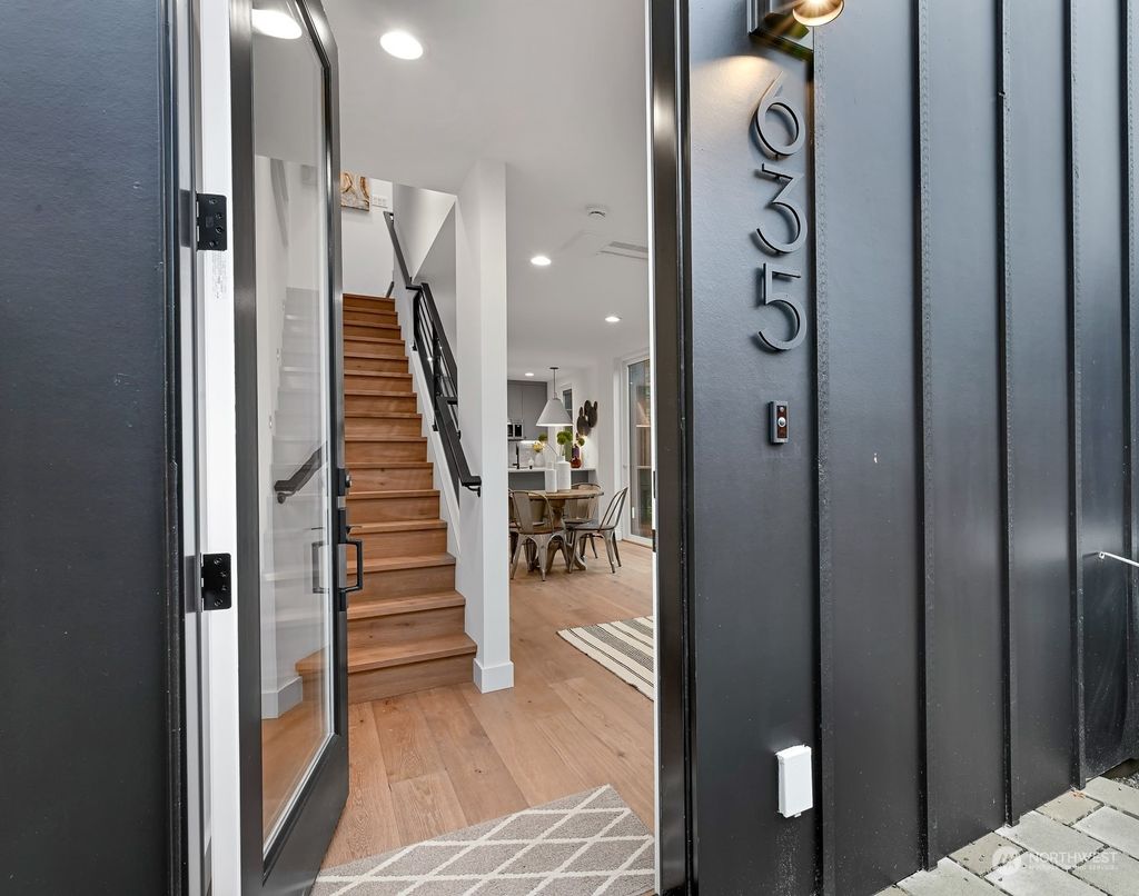 Photo of 635 NW 54th Street, Seattle, WA 98107 (MLS # 2184666)